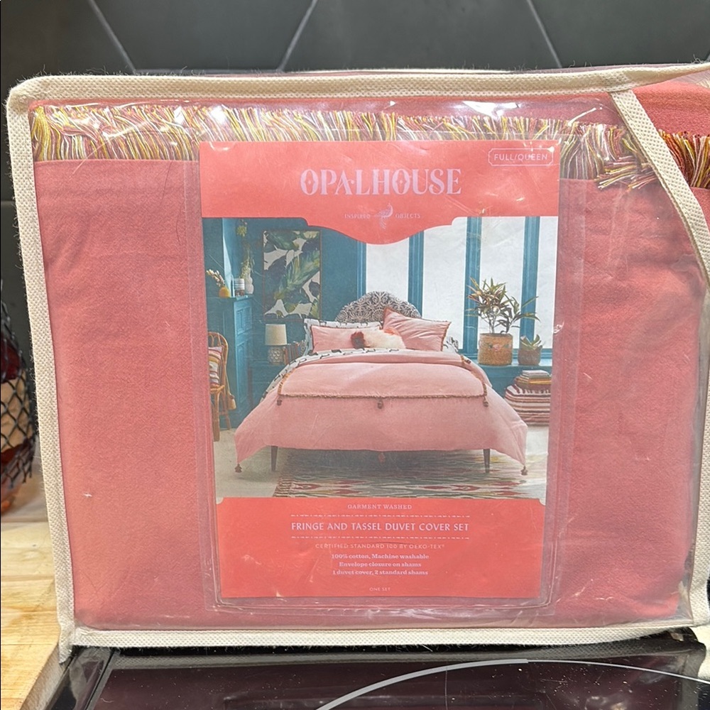 COPY - Opalhouse Coral Fringe Duvet Cover Set - Full/Queen BRAND NEW.
